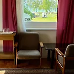 Hotel Siraly *